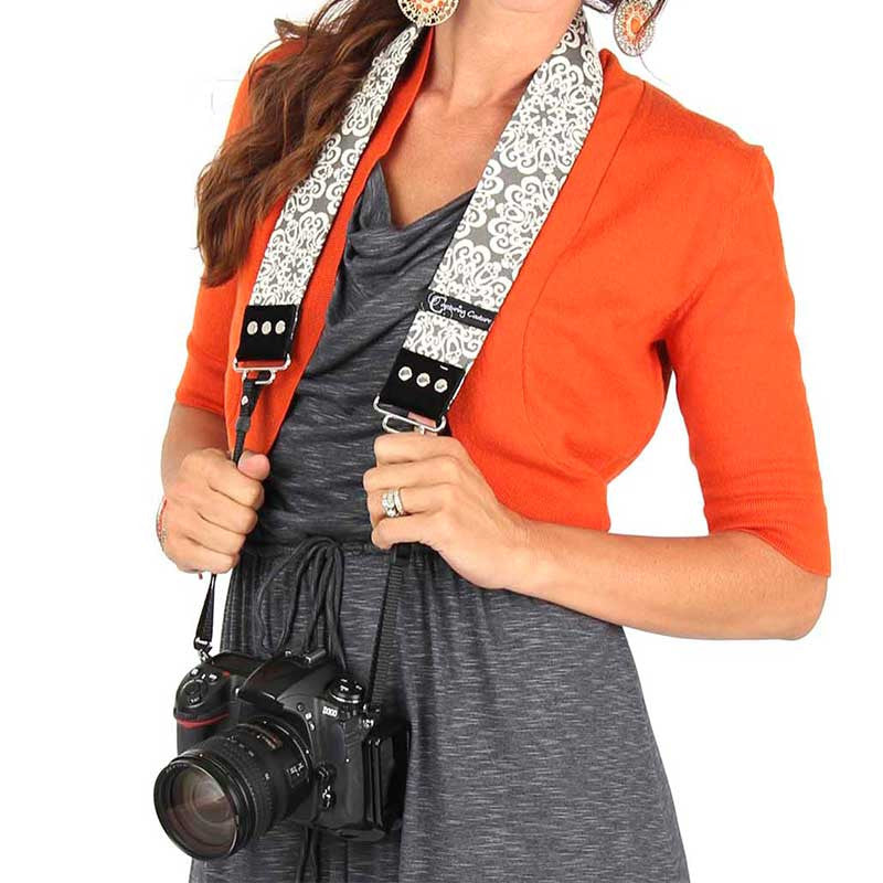 Serenity camera strap in Rock